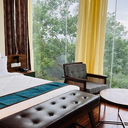 The Convoy Hotel Dibrugarh Eksteriør bilde