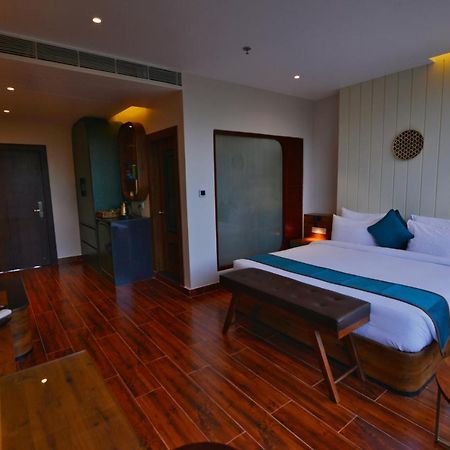 The Convoy Hotel Dibrugarh Eksteriør bilde