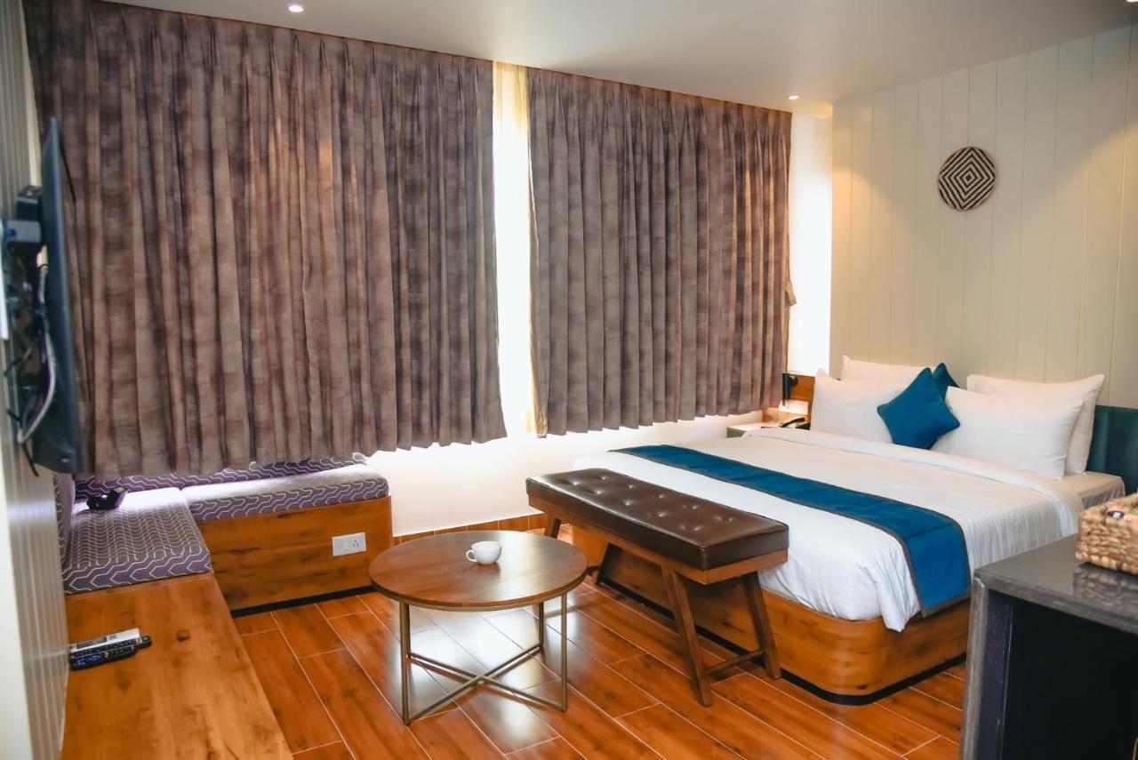 The Convoy Hotel Dibrugarh Eksteriør bilde