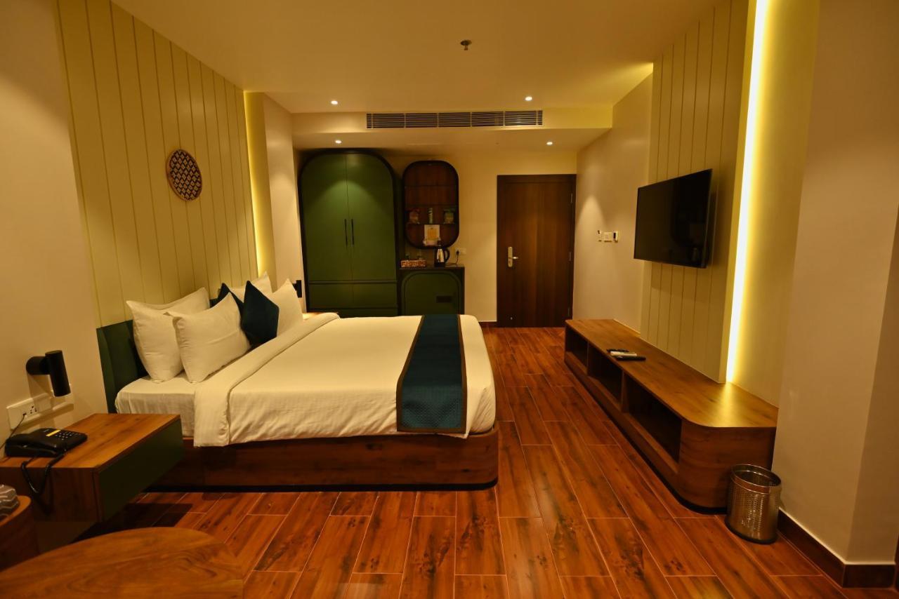 The Convoy Hotel Dibrugarh Eksteriør bilde