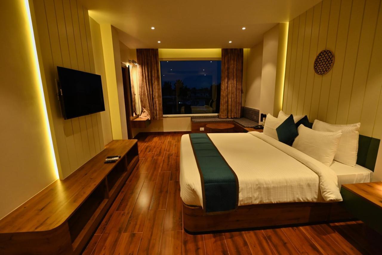 The Convoy Hotel Dibrugarh Eksteriør bilde